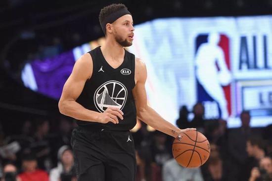 他们通过科 他们通过科